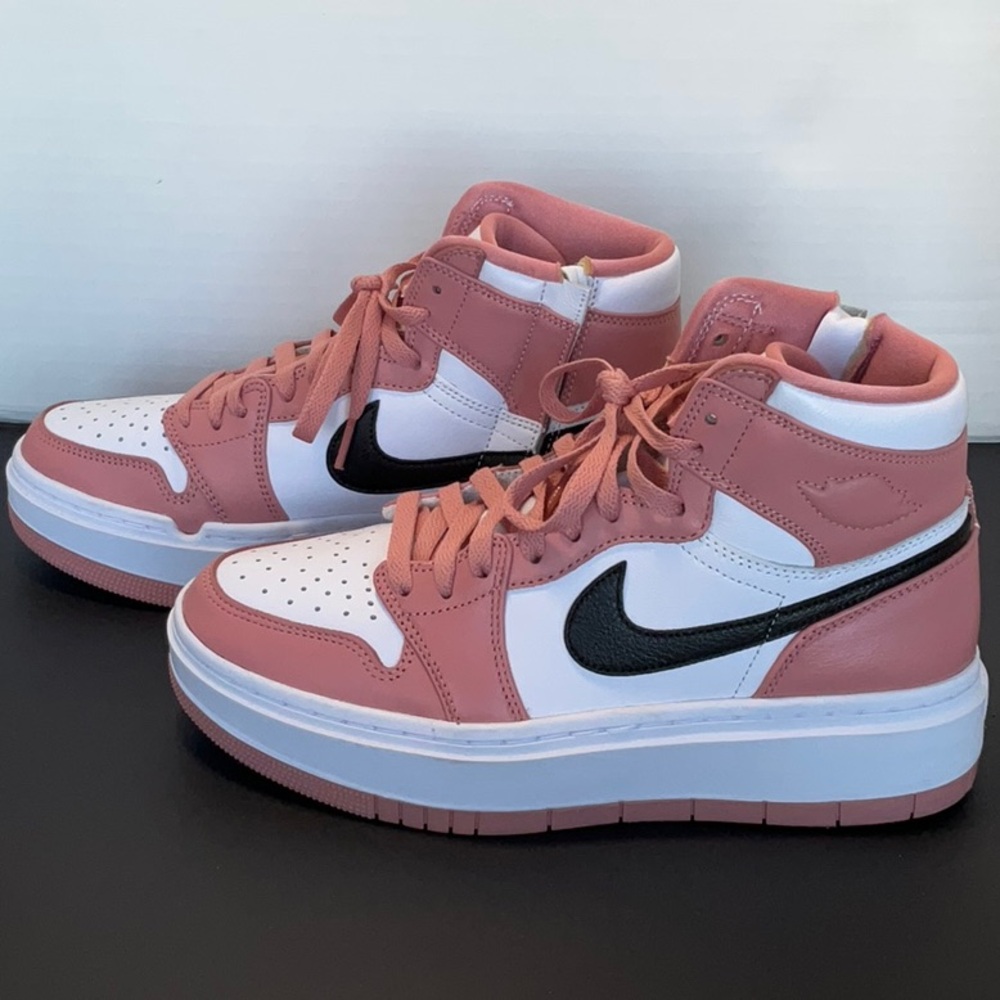 Nike Women’s Air Jordan 1 Elevate High “Red Stardust” Sneakers - Picture 4 of 6